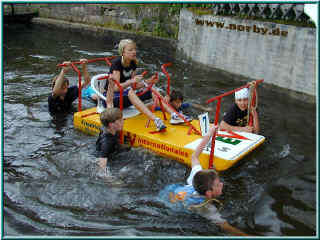 07042456.jpg (92022 Byte)